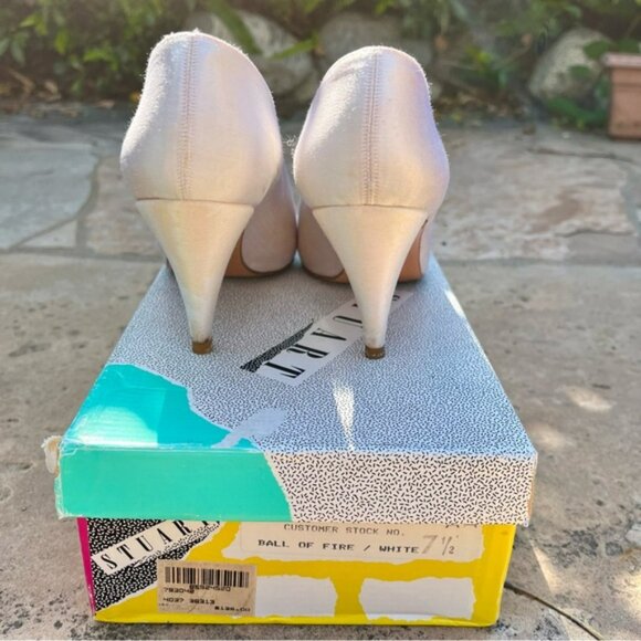 Vintage Stuart by Stuart Weitzman Ball of Fire Heels in White - Picture 9 of 13